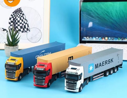 1:36 Pull Back Scale Diecast Container Truck With Light And Sound-74